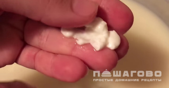 Фото приготовления рецепта: Домашний козий сыр - шаг 8