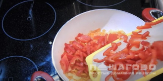 Фото приготовления рецепта: Овощной соус - шаг 2