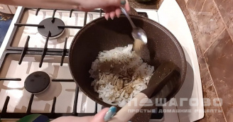 Фото приготовления рецепта: Узбекский лагман с редькой - шаг 3
