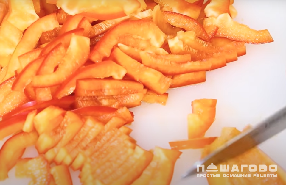 Фото приготовления рецепта: Ватрушка мясная - шаг 3