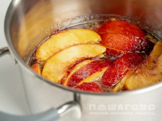Фото приготовления рецепта: Персиковое варенье с лимоном - шаг 3
