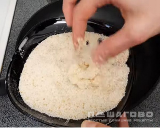 Фото приготовления рецепта: Цветная капуста на сковороде в сухарях - шаг 3