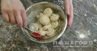 Фото приготовления рецепта: Маринад для шампиньонов - шаг 3