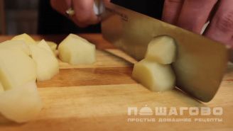 Фото приготовления рецепта: Суп-пюре из картофеля и куриной грудки - шаг 1