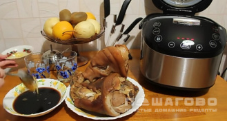 Фото приготовления рецепта: Свиная рулька в мультиварке - шаг 4