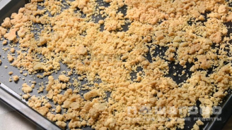 Фото приготовления рецепта: Песочный корж для чизкейка - шаг 5
