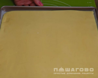 Фото приготовления рецепта: Песочное пирожное полоска с повидлом - шаг 5