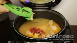 Фото приготовления рецепта: Суп из фасоли в мультиварке - шаг 7