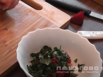 Фото приготовления рецепта: Рецепт борща со свеклой и капустой в мультиварке - шаг 11