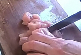 Фото приготовления рецепта: Овощное рагу с курицей - шаг 7