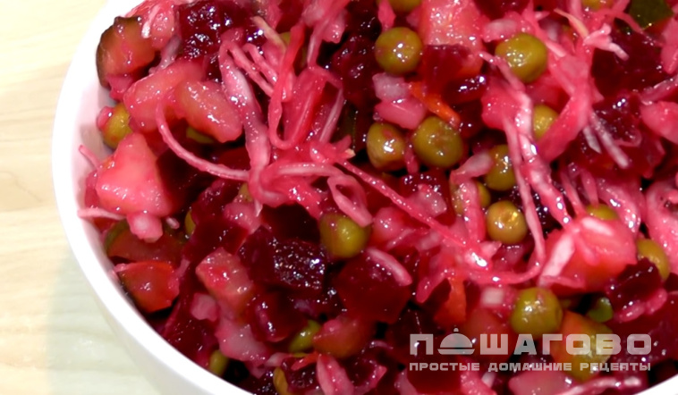 Классический винегрет с луком
