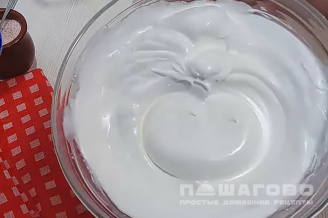 Фото приготовления рецепта: Пирог из йогурта - шаг 9