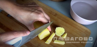 Фото приготовления рецепта: Суп картофельный с вермишелью - шаг 2