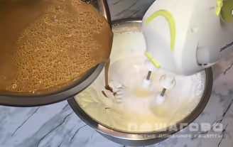 Фото приготовления рецепта: Мороженое крем-брюле - шаг 4