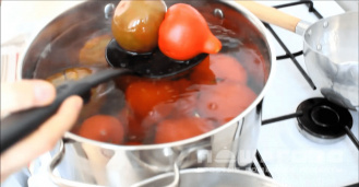 Фото приготовления рецепта: Томатный суп-пюре - шаг 1