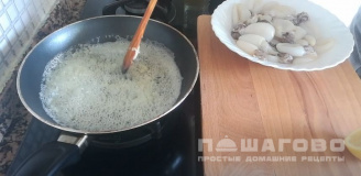 Фото приготовления рецепта: Маринованная каракатица - шаг 2