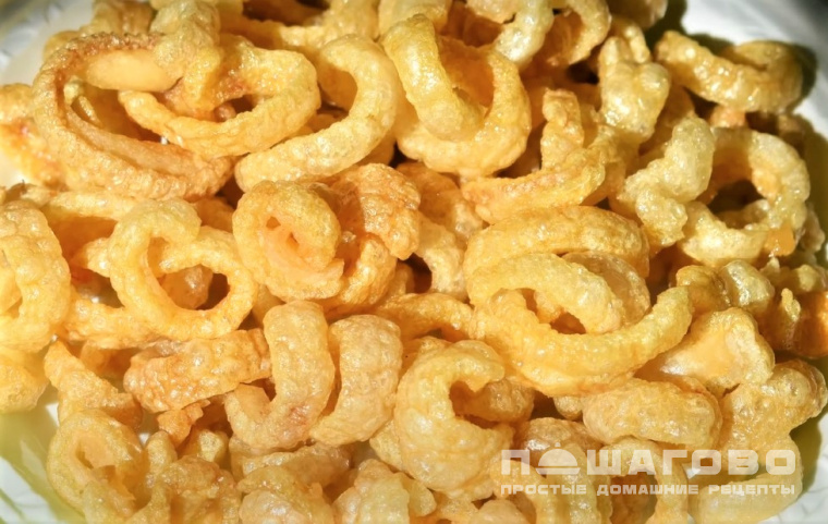Закуска к пиву из свиной шкурки