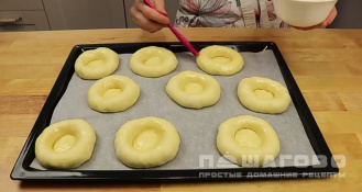 Фото приготовления рецепта: Московские ватрушки - шаг 12