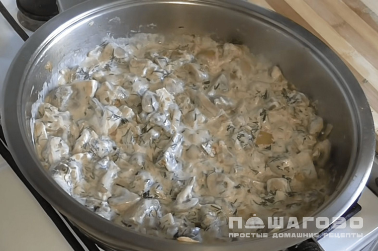 Грибная подлива со сметаной