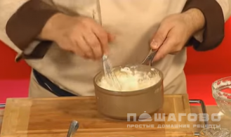 Фото приготовления рецепта: Молочное суфле - шаг 6