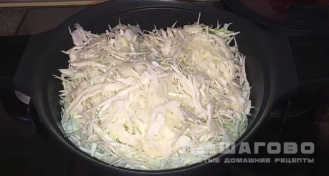 Фото приготовления рецепта: Солянка из капусты с мясом - шаг 10