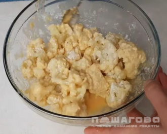 Фото приготовления рецепта: Цветная капуста на сковороде в сухарях - шаг 2