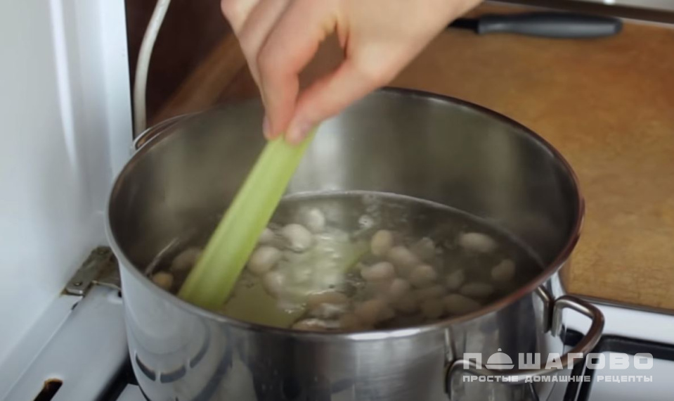Фото приготовления рецепта: Вкусный диетический борщ без мяса - шаг 3