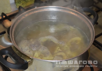 Фото приготовления рецепта: Фо-бо — вьетнамский суп - шаг 1