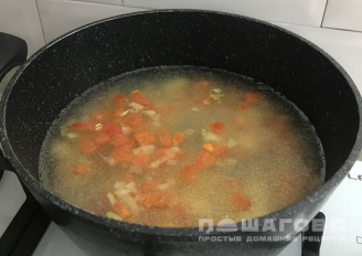 Фото приготовления рецепта: Суп из трески с овощами по-норвежски - шаг 5