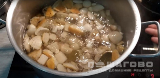 Фото приготовления рецепта: Маринование грибов - шаг 7