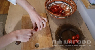 Фото приготовления рецепта: Салат Цезарь без мяса (веганский) - шаг 1