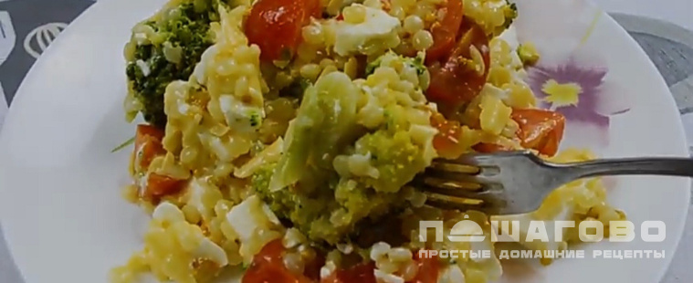Салат с пастой птитим и овощами
