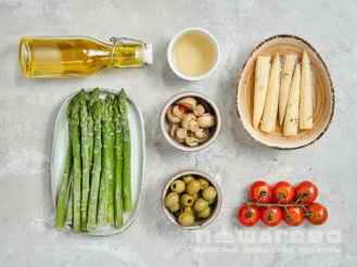 Фото приготовления рецепта: Салат со спаржей - шаг 1