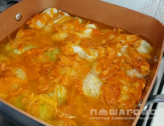 Фото приготовления рецепта: Быстрые голубцы из пекинской капусты с картошкой - шаг 7