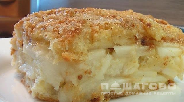 Яблочный пудинг с сухарями