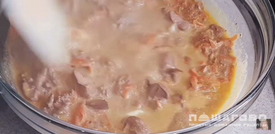 Фото приготовления рецепта: Паштет из куриной печени со сливками - шаг 8