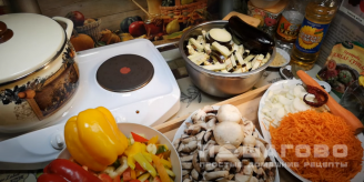 Фото приготовления рецепта: Баклажаны на зиму с шампиньонами - шаг 1