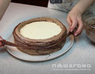 Фото приготовления рецепта: Пасхальный торт Гнездышко - шаг 9