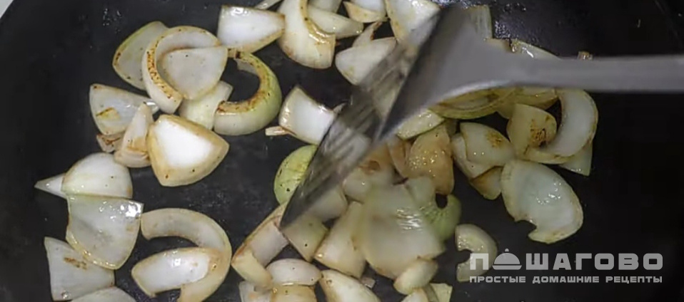 Фото приготовления рецепта: Ирландское рагу из баранины в духовке - шаг 5