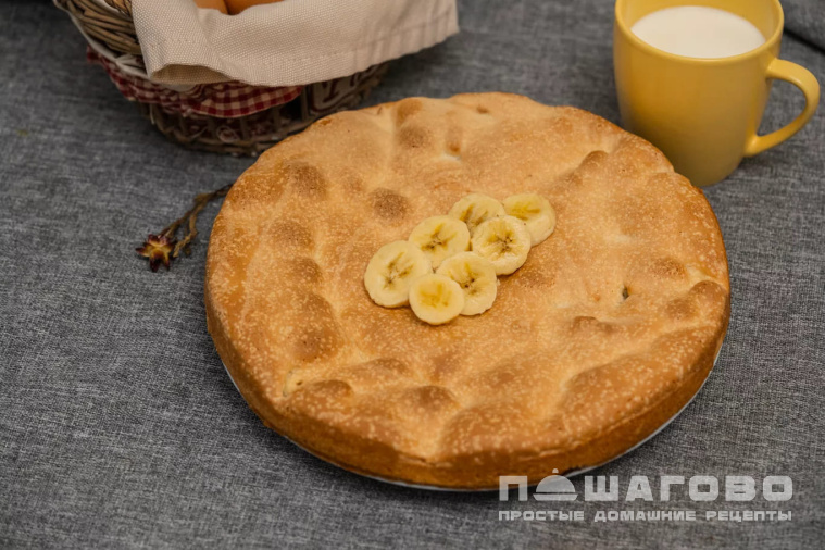 Банановая шарлотка
