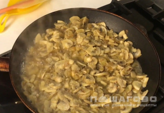 Фото приготовления рецепта: Лазанья ПП с грибами и сыром - шаг 2