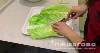 Фото приготовления рецепта: Тушеные голубцы с фаршем и заливкой со сметаной - шаг 3