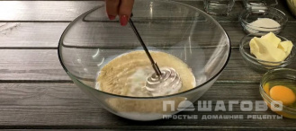 Фото приготовления рецепта: Пончики со сгущенкой - шаг 1