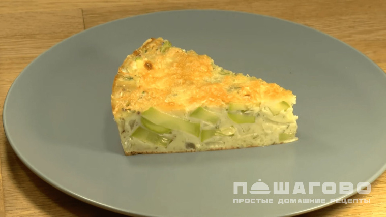 Заливной пирог с кабачками