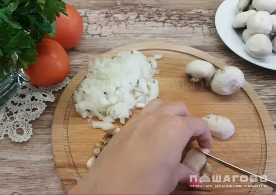 Фото приготовления рецепта: Диетическое мясо по-французски - шаг 1