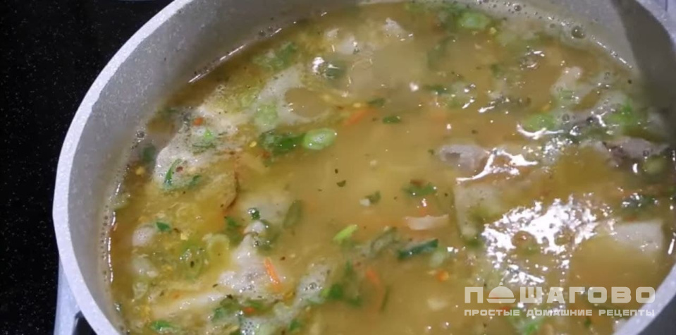 Фото приготовления рецепта: Суп гороховый классический с мясом - шаг 6
