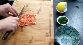 Фото приготовления рецепта: Риет из лосося - шаг 7