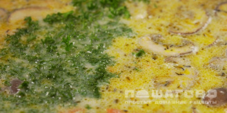 Фото приготовления рецепта: Сливочный суп с грибами - шаг 5