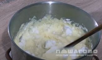 Фото приготовления рецепта: Классическое сырное суфле - шаг 5
