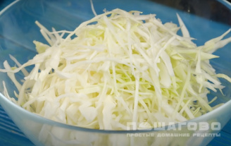 Фото приготовления рецепта: Салат с семенами чиа - шаг 3